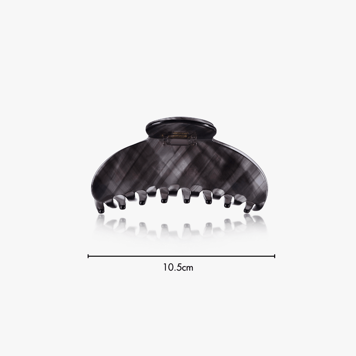 Amelia Claw Clip in Onyx (2 Sizes) - Flaire & Co.