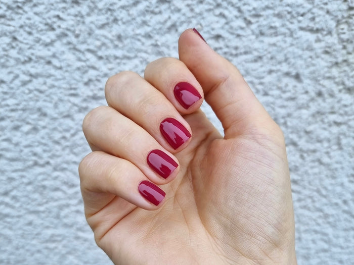 Rita Red Maniac Nails Solid Manicure Red