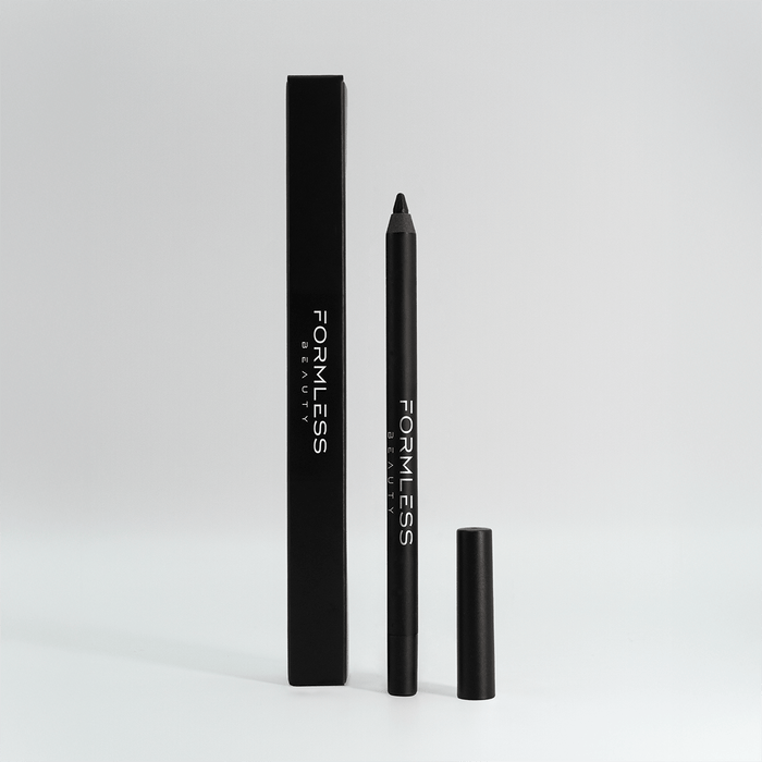 CLASSIC BLACK EYELINER
