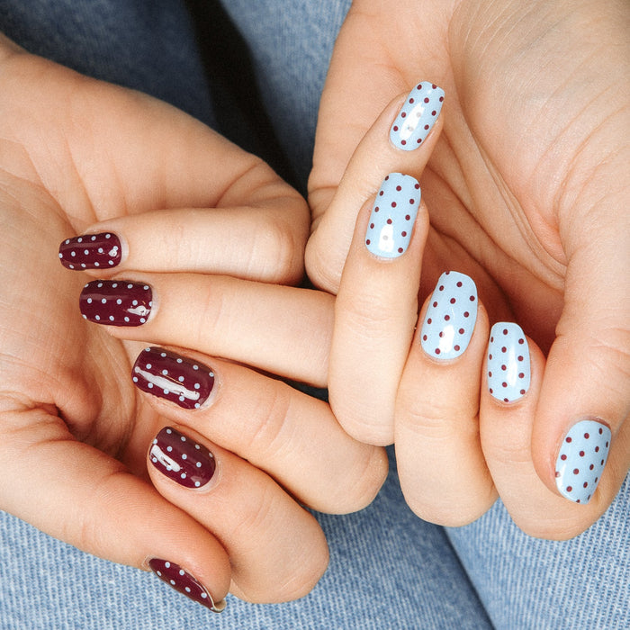 Coffee Confetti Maniac Nails Gellak Stickers Manicure 2 Colours Polka Dots Hands