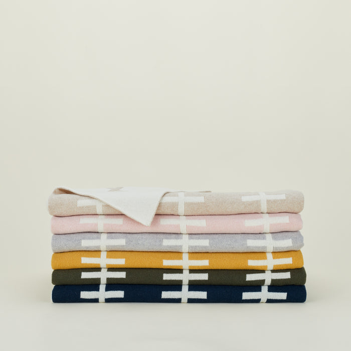 Cross Knit Throw - Light Grey