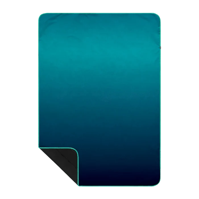 Rumpl Everywhere Mat - Ocean Fade Everywhere Mat - Ocean Fade Everywhere Mat