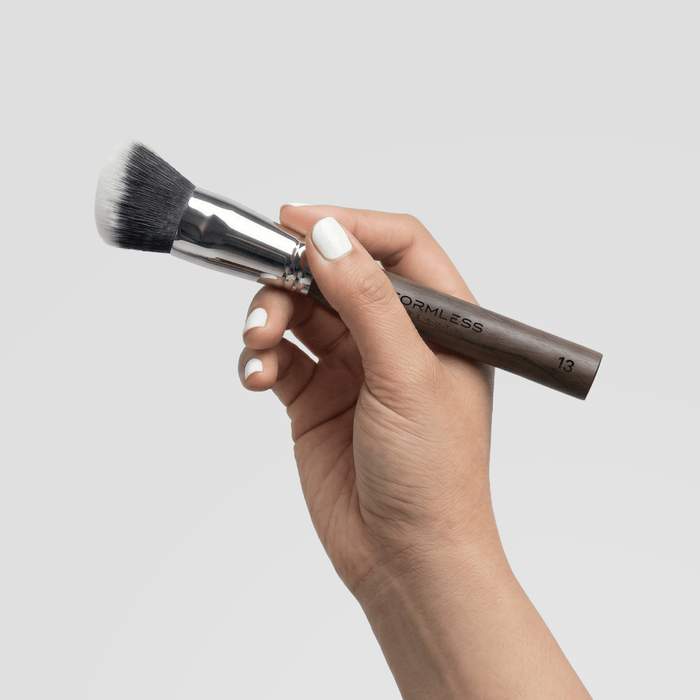 FOUNDATION BRUSH (BRUSH #13)