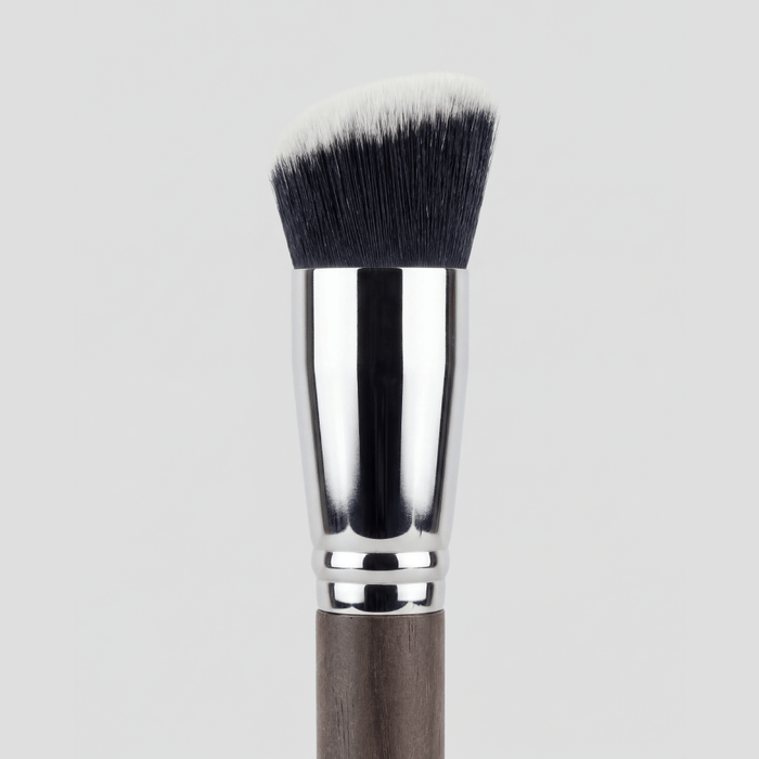 FOUNDATION BRUSH (BRUSH #13)
