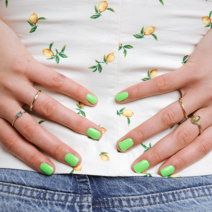 Georgia Green Maniac Nails Gellak Stickers 2 Hand Gold Rings Lemon Top