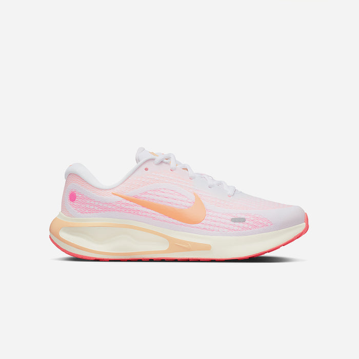 Giày Chạy Bộ Nữ Nike Journey Run - Hồng - Supersports Vietnam