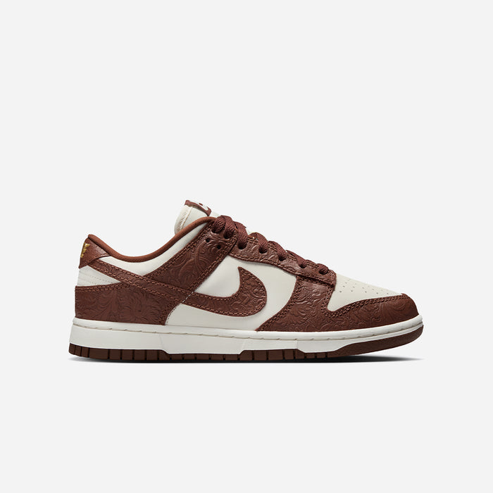 Giày Sneaker Nữ Nike Dunk Low - Nâu - Supersports Vietnam