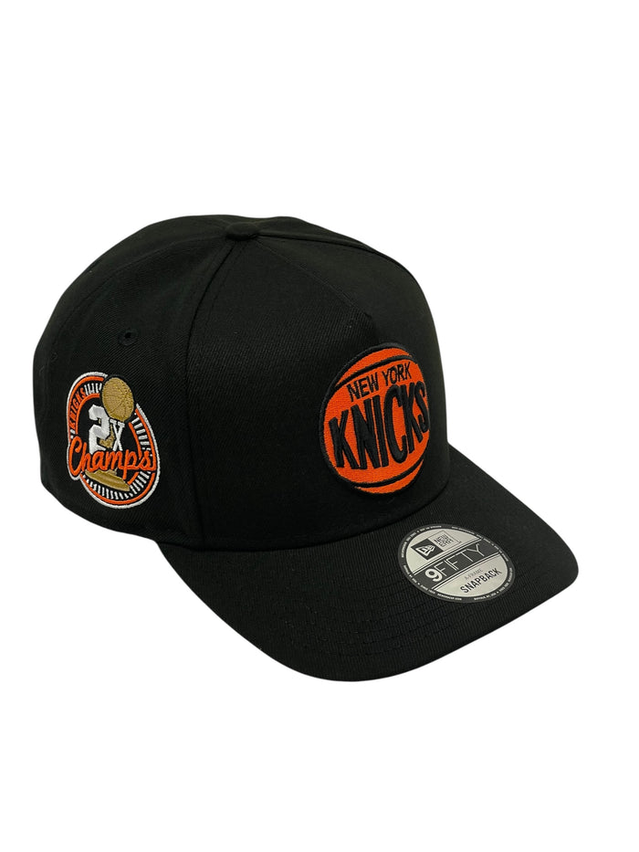 NEW YORK KNICKS  (BLACK) (2X CHAMPIONS) "9FIFTY AFRAME" NEW ERA SNAPBACK