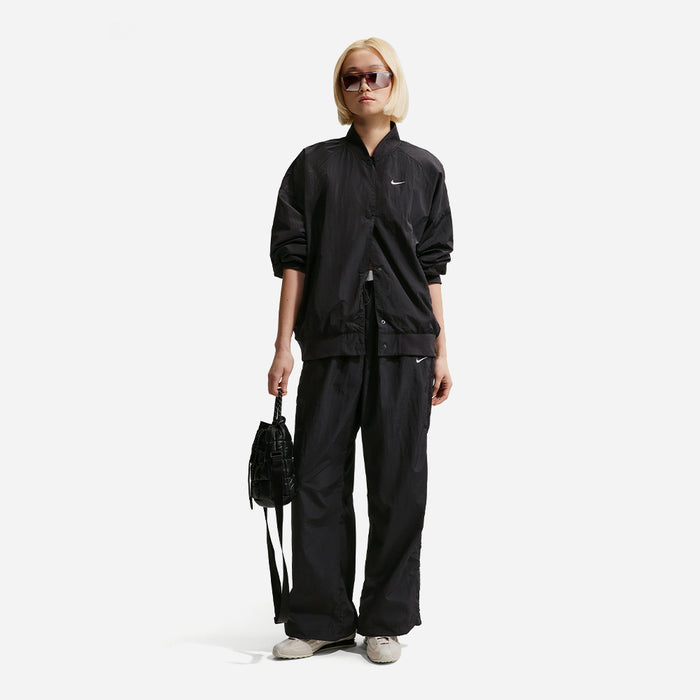 Quần Dài Thể Thao Nữ Nike Sportswear Loose High-Waisted Parachute - Đen - Supersports Vietnam