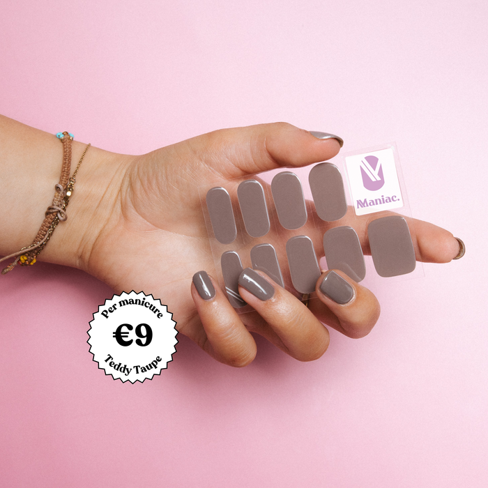 Teddy Taupe - Maniac gel nail stickers