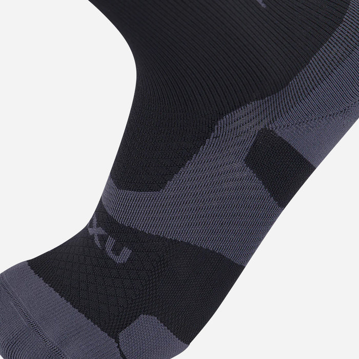 Vớ Thể Thao 2XU Vector Light Cushion - Đen - Supersports Vietnam