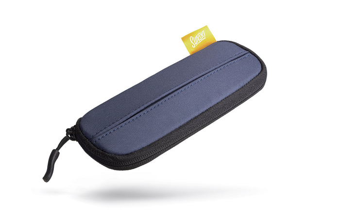PROD_ACC_CA_ALP sunski zipper case navy floating three quarter angle